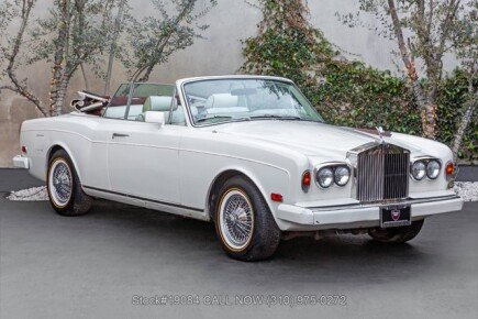 Photo 1 for 1976 Rolls-Royce Corniche