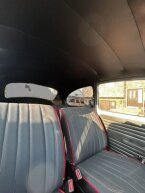 Thumbnail Photo 6 for 1976 Volkswagen Beetle