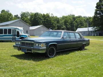 1977 Cadillac De Ville Touring Sedan