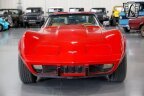 Thumbnail Photo 2 for 1977 Chevrolet Corvette