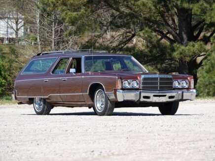 Photo 1 for 1977 Chrysler Town & Country