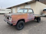 1977 Dodge D/W Truck