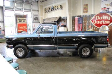 1977 Dodge D/W Truck