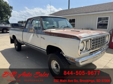 1977 Dodge D/W Truck