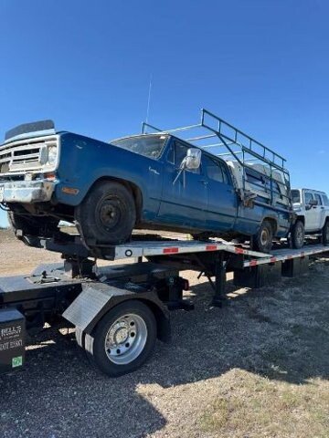 1977 Dodge D/W Truck