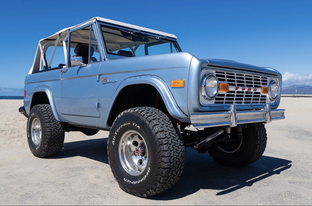 1977 Ford Bronco 2-Door