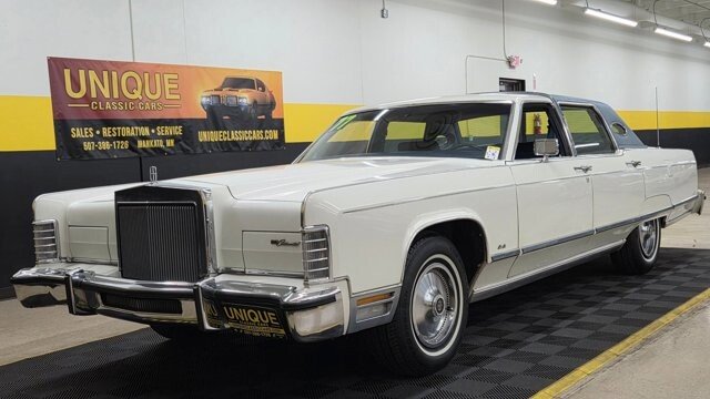1977 Lincoln Continental Town Car