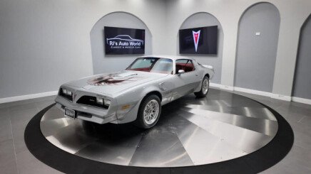 Photo 1 for 1977 Pontiac Firebird