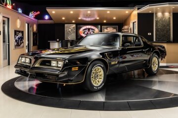 1977 Pontiac Firebird