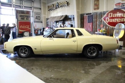 Photo 1 for 1977 Pontiac Grand Prix