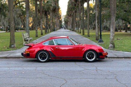 Photo 1 for 1977 Porsche 911