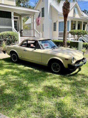 1979 FIAT 2000 Spider
