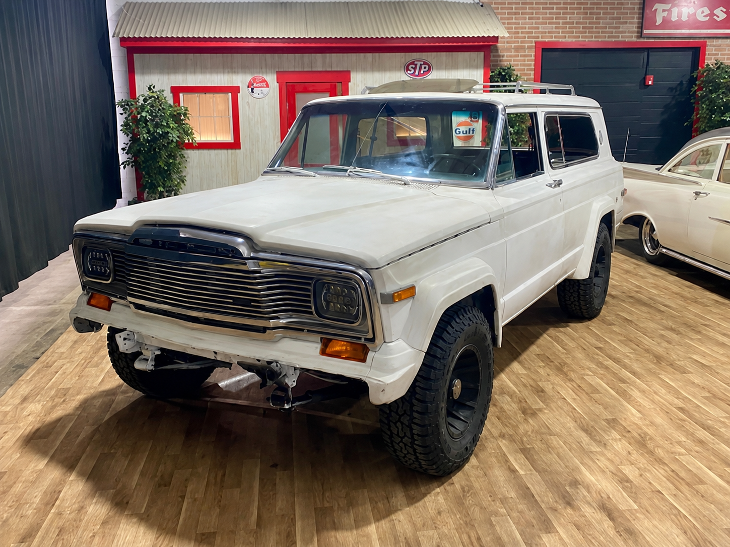 1979 Jeep Cherokee 4WD Chief 2-Door