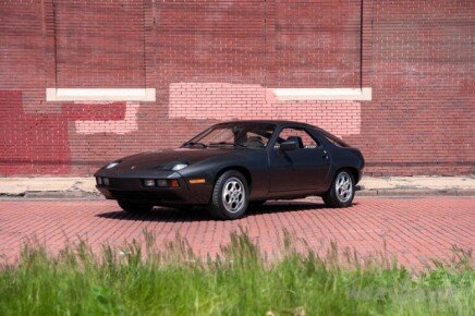 Photo 1 for 1979 Porsche 928