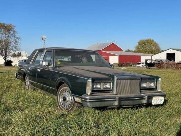 1980 Lincoln Continental Town Car