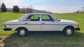 1980 Mercedes-Benz 240D