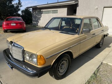 1980 Mercedes-Benz 300D