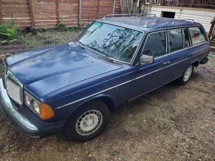 Photo 1 for 1980 Mercedes-Benz 300TD