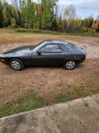 Thumbnail Photo 2 for 1980 Porsche 928