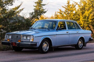 1980 Volvo 240 GL Sedan