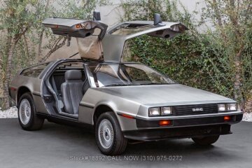 1981 DeLorean DMC-12