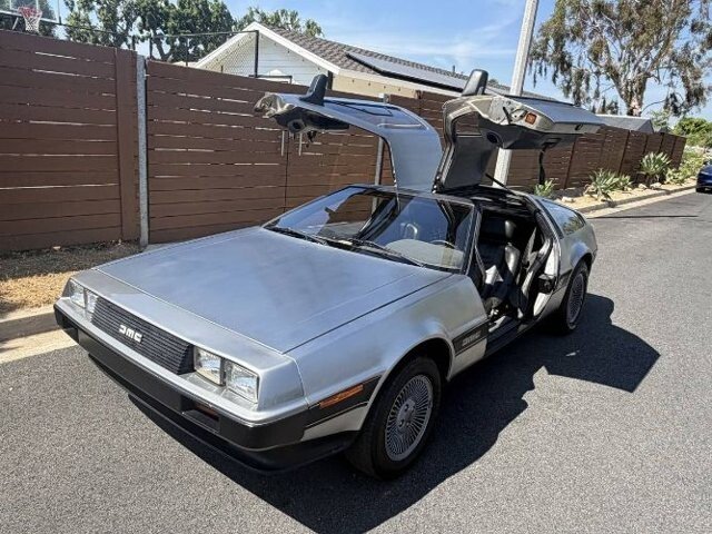 1981 DeLorean DMC-12