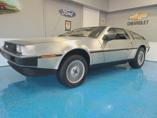 1981 DeLorean DMC-12