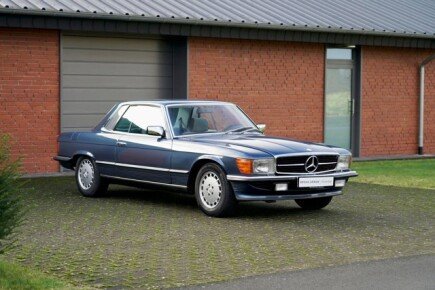 Photo 1 for 1981 Mercedes-Benz 500SLC