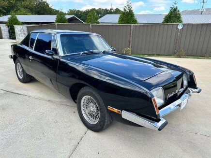 Photo 1 for 1982 Avanti II