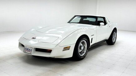 Photo 1 for 1982 Chevrolet Corvette Coupe