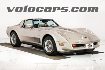 Photo 1 for 1982 Chevrolet Corvette