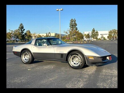 Photo 1 for 1982 Chevrolet Corvette