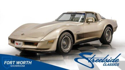 Photo 1 for 1982 Chevrolet Corvette