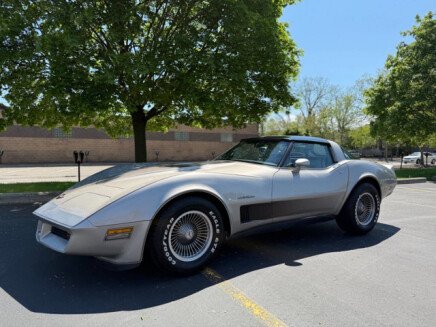 Photo 1 for 1982 Chevrolet Corvette