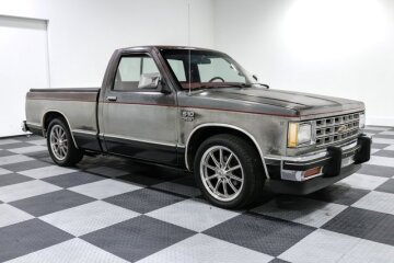 1982 Chevrolet S10 Pickup 2WD Regular Cab