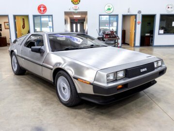 1982 DeLorean DMC-12