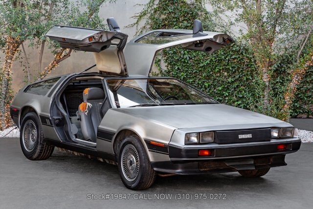 1982 DeLorean DMC-12