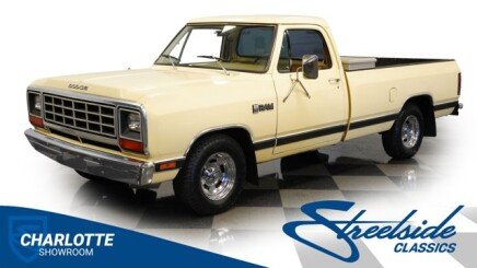Photo 1 for 1982 Dodge D/W Truck