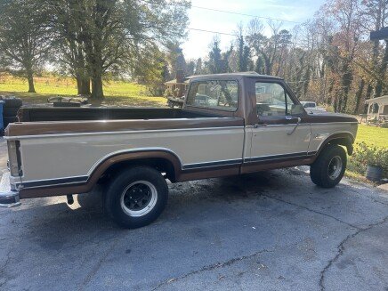 Photo 1 for 1982 Ford F150 2WD Regular Cab for Sale by Owner