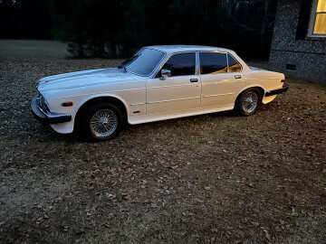 1982 Jaguar XJ6 Vanden Plas