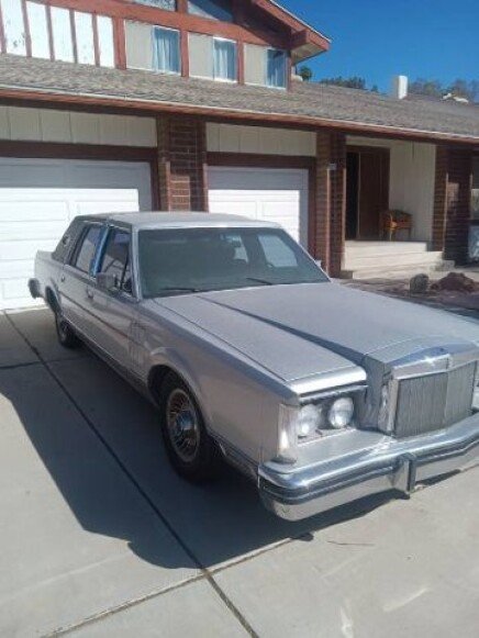 Photo 1 for 1982 Lincoln Continental