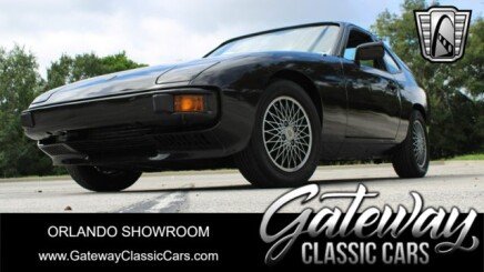 Photo 1 for 1982 Porsche 924