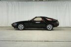 Thumbnail Photo 1 for 1982 Porsche 928