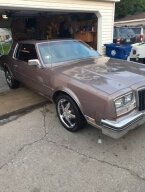 Thumbnail Photo 4 for 1983 Buick Riviera