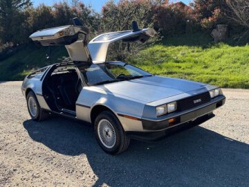 1983 DeLorean DMC-12