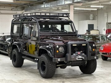 1983 Land Rover Defender