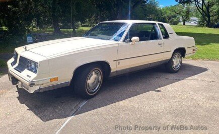 Photo 1 for 1983 Oldsmobile Cutlass Supreme