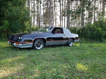 1983 Oldsmobile Cutlass Supreme Hurst/Olds Coupe