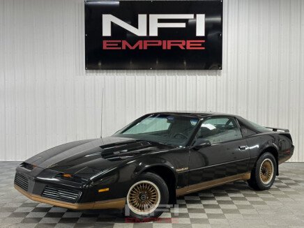 Photo 1 for 1983 Pontiac Firebird