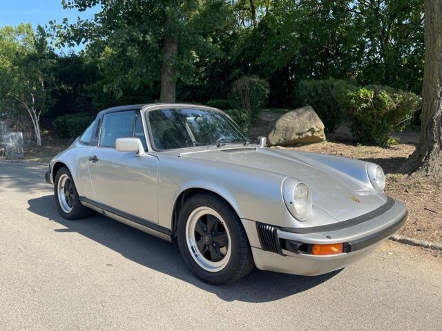 1983 911